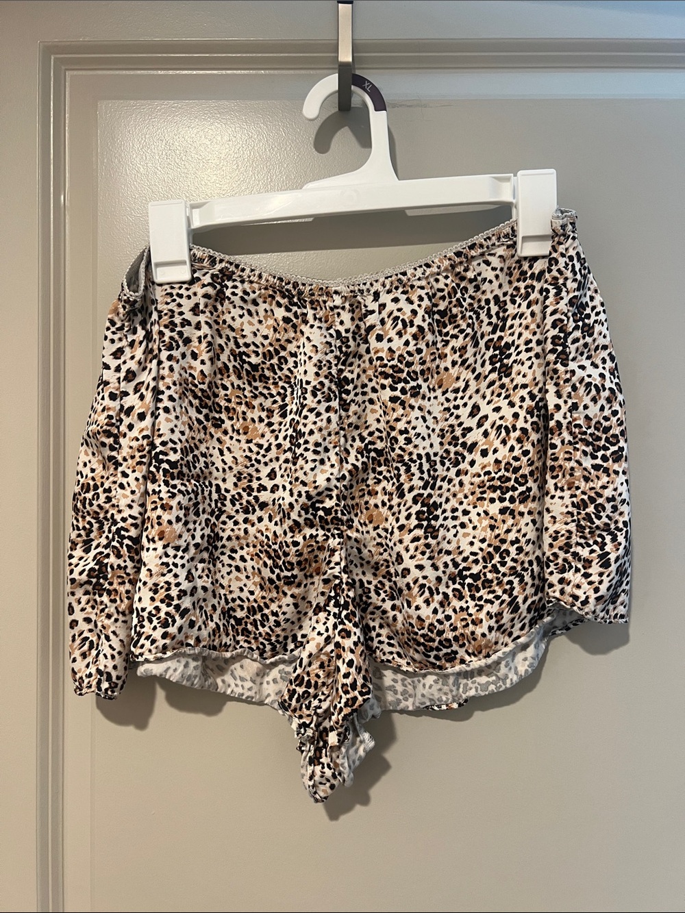 Leopard Print Lace Trim Cami & Shorts Sleep Set - White/Tan XL top L bottom - Picture 7 of 10